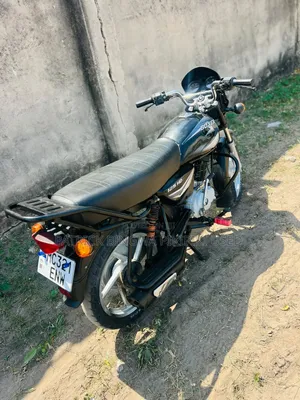 Bajaj Boxer 125 2024 Black