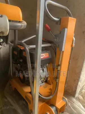 BRAND NEW Ingco Reversible Plate Compactor 160kg