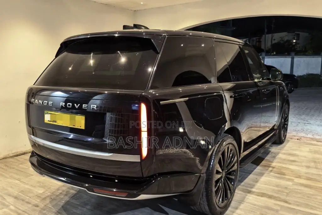 Land Rover Range Rover Vogue 2024 Black
