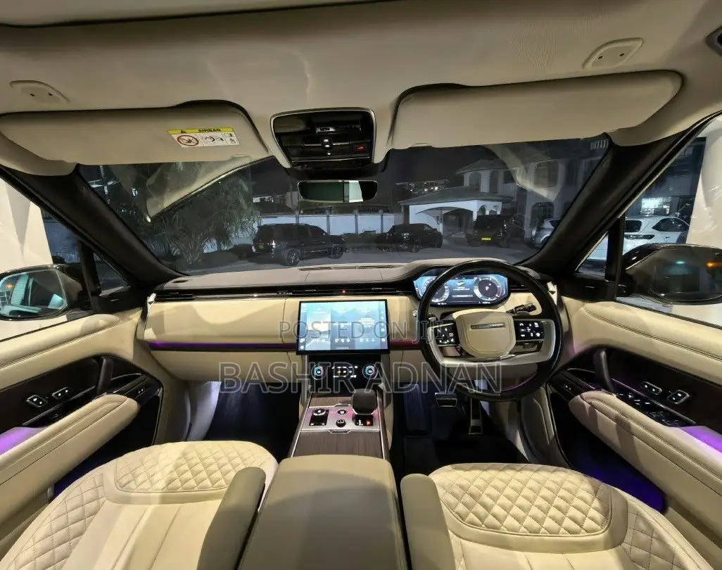 Land Rover Range Rover Vogue 2024 Black