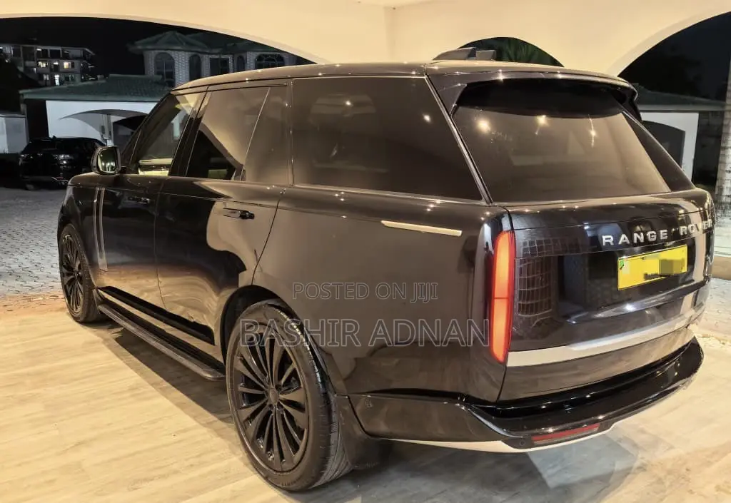 Land Rover Range Rover Vogue 2024 Black