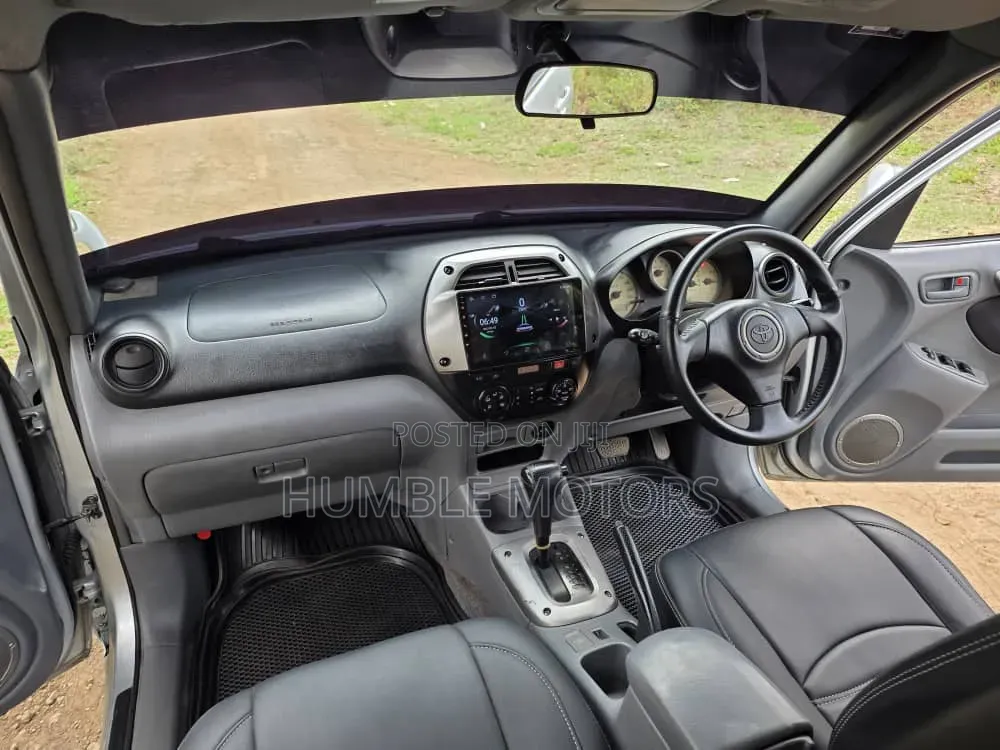 Toyota RAV4 Automatic 2003 Silver