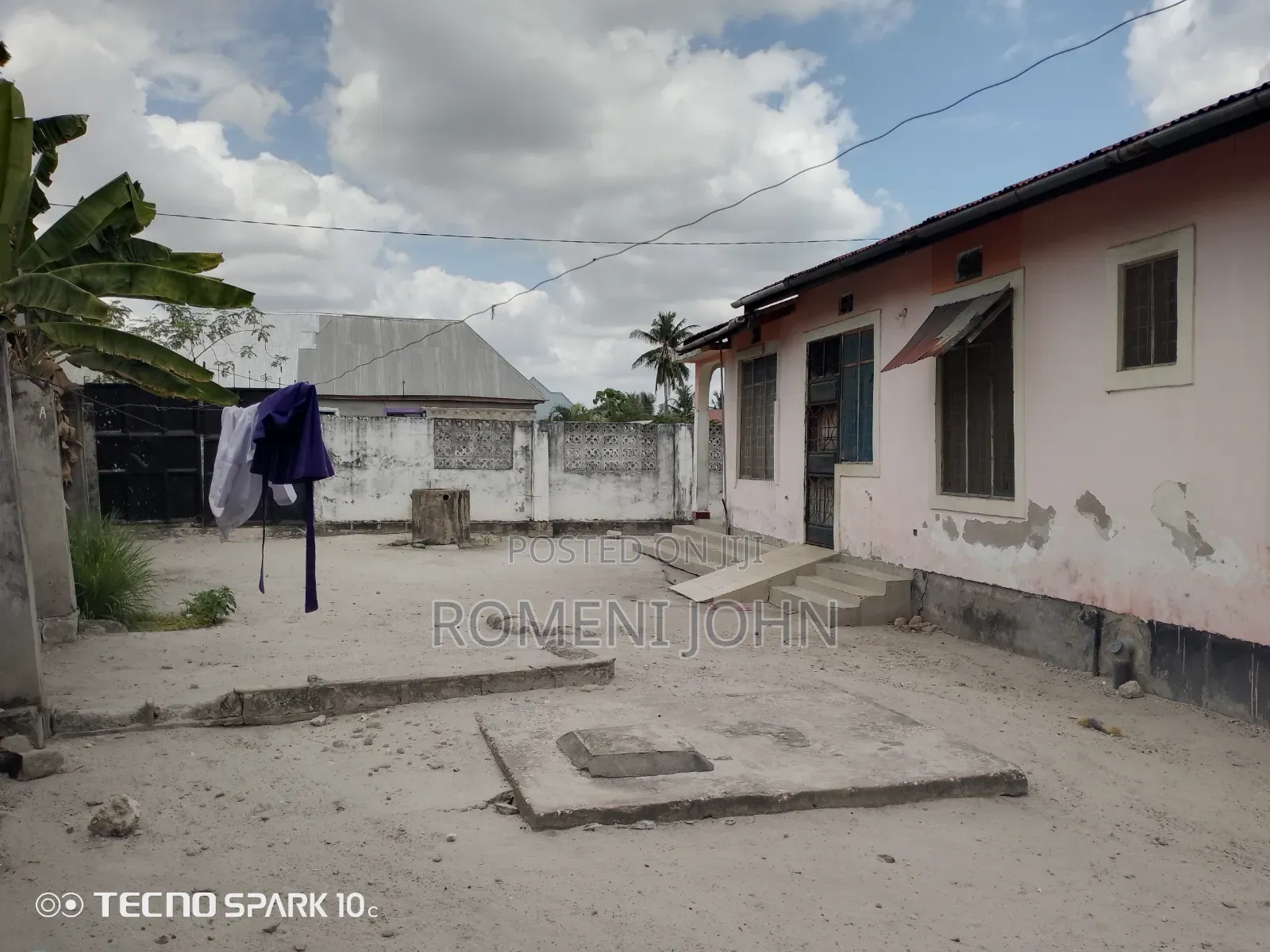 7bdrm House in Tanzania, Ukonga for sale