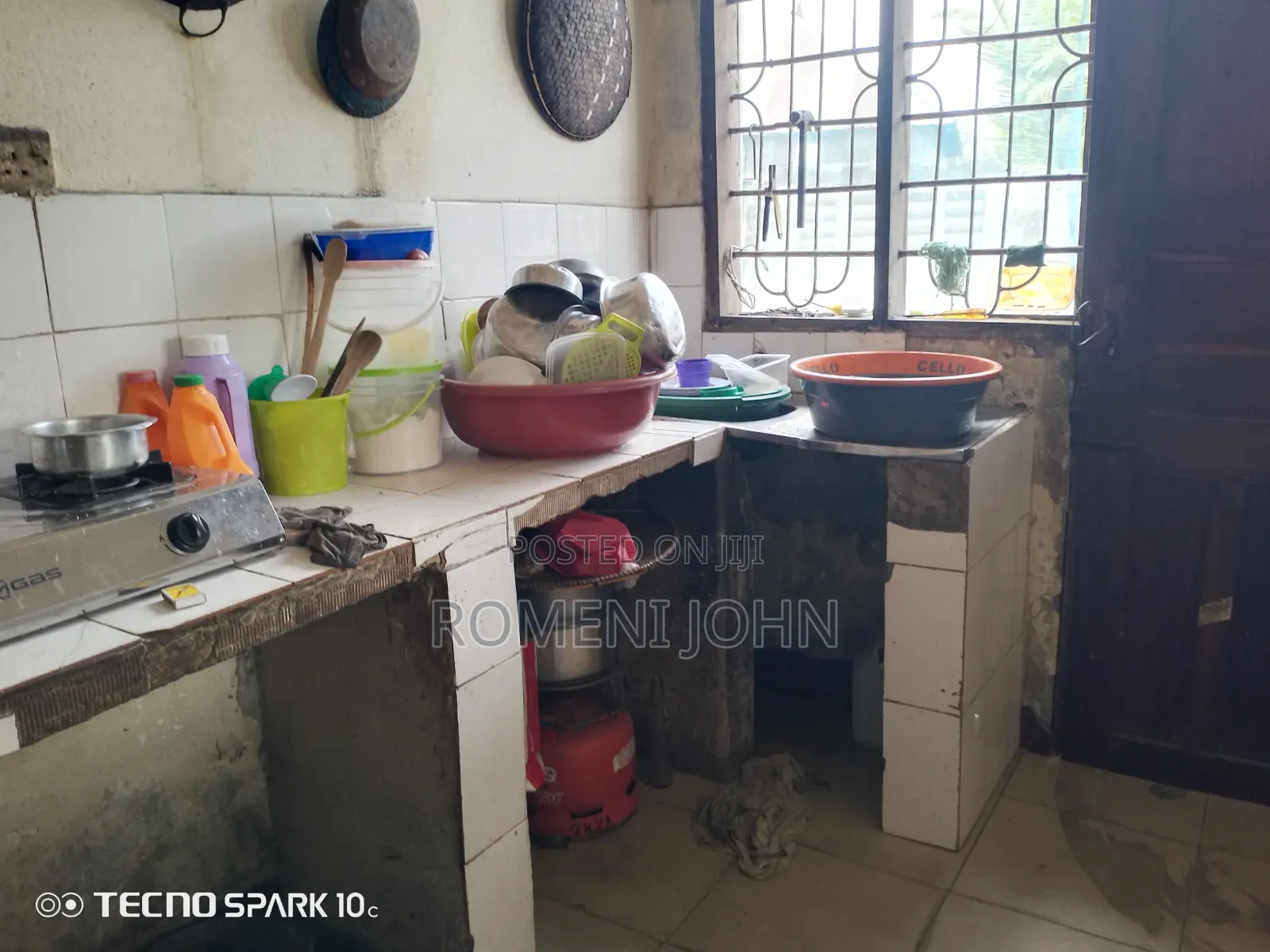 7bdrm House in Tanzania, Ukonga for sale