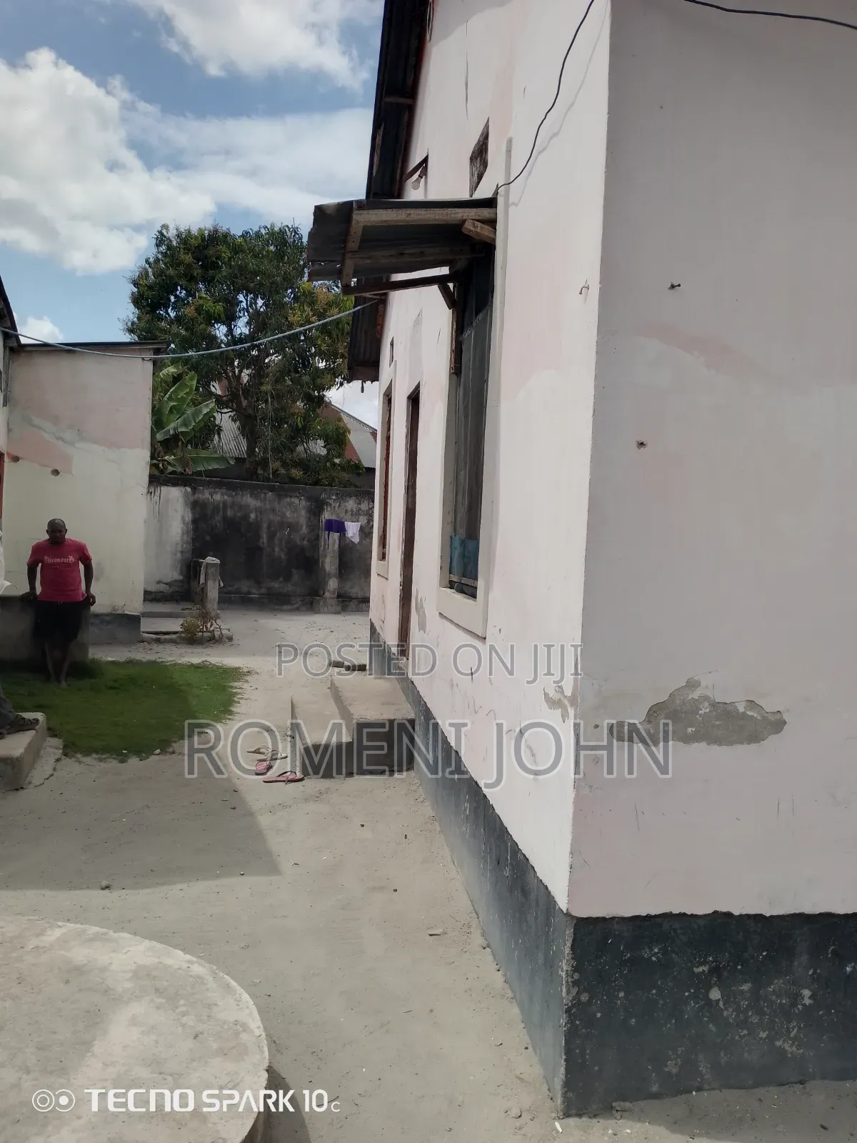 7bdrm House in Tanzania, Ukonga for sale