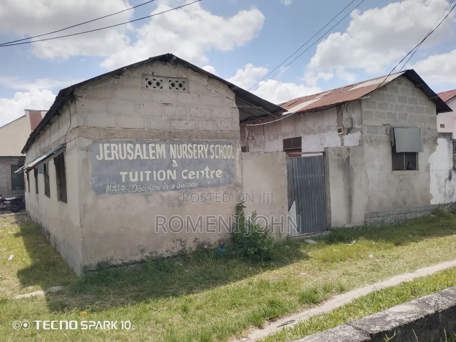 8bdrm Apartment in Tanzania, Ukonga for sale