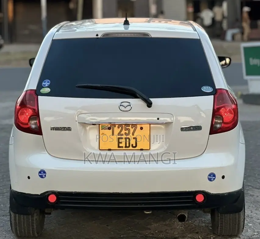 Mazda AZ 2005 White
