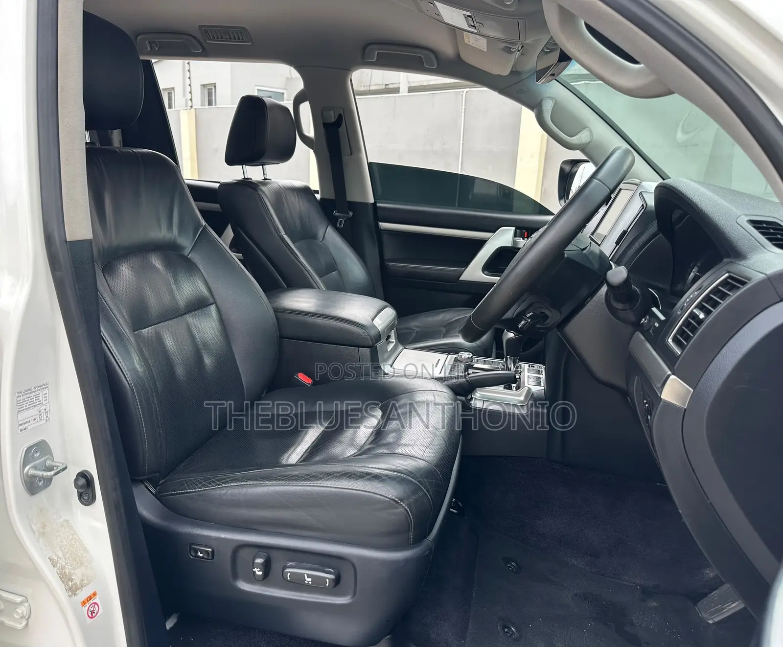 Toyota Land Cruiser 4.5 V8 VXR 2018 Pearl