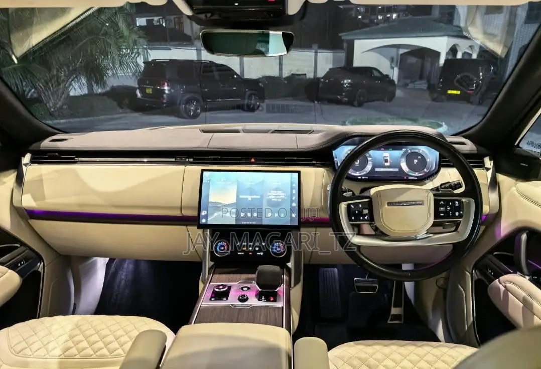 Land Rover Range Rover Vogue 2024 Black
