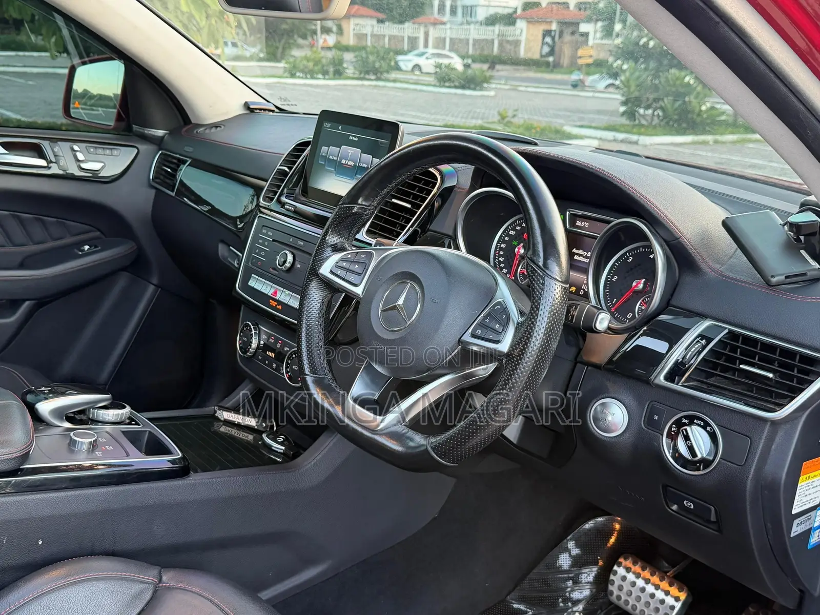 Mercedes-Benz GLE-Class 2018 Maroon