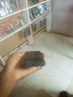 Infinix Hot 10i 32 GB Black