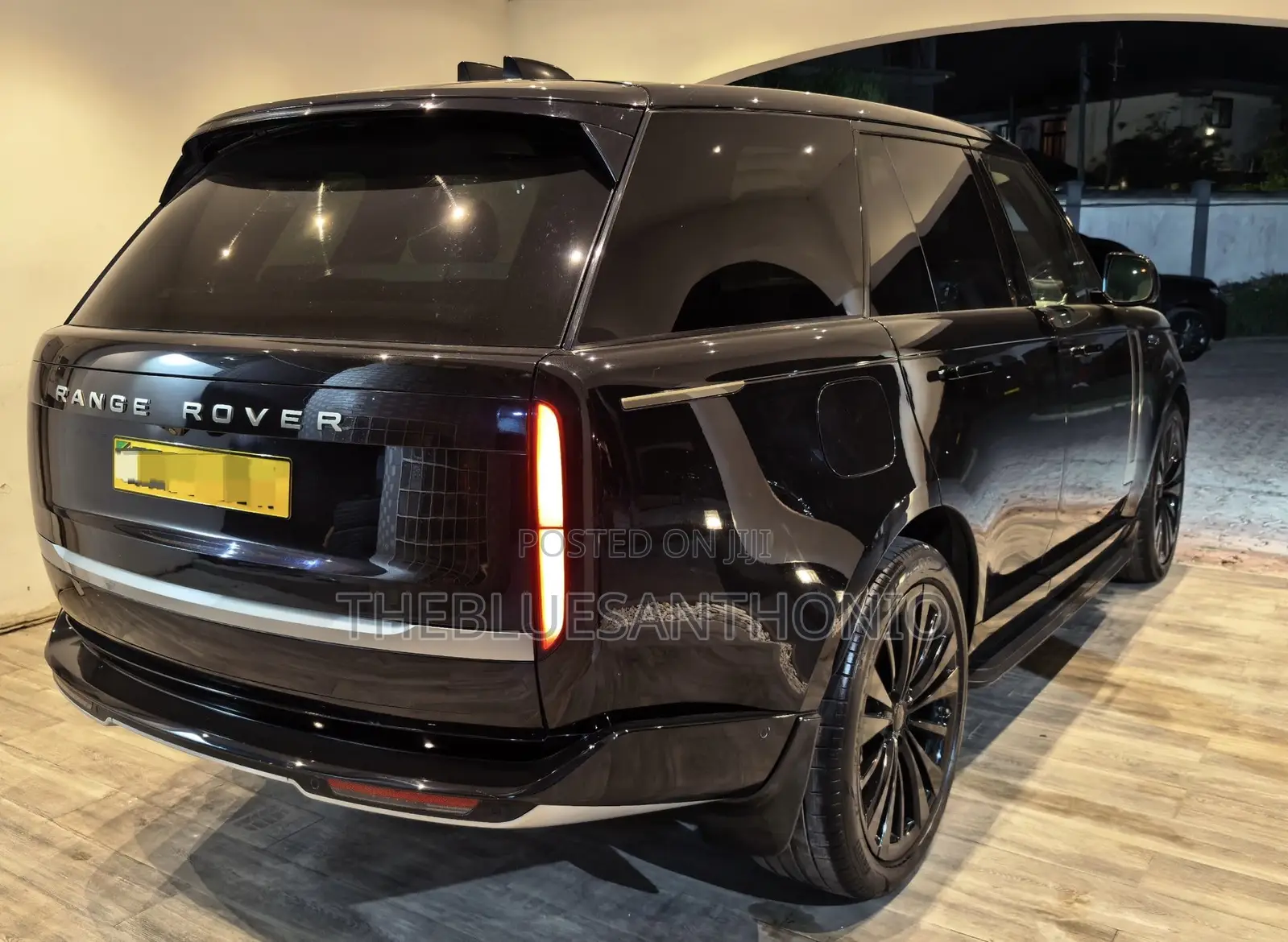 Land Rover Range Rover Vogue 2024 Black