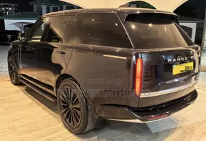 Land Rover Range Rover Vogue 2024 Black