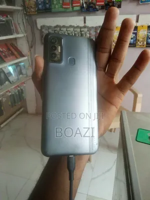 Tecno Camon 18 128 GB Silver