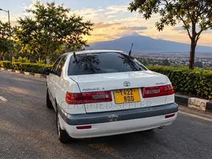 Toyota Corona Premio 2000 White