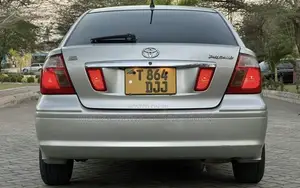Toyota Premio 1.8 AWD 2004 Silver