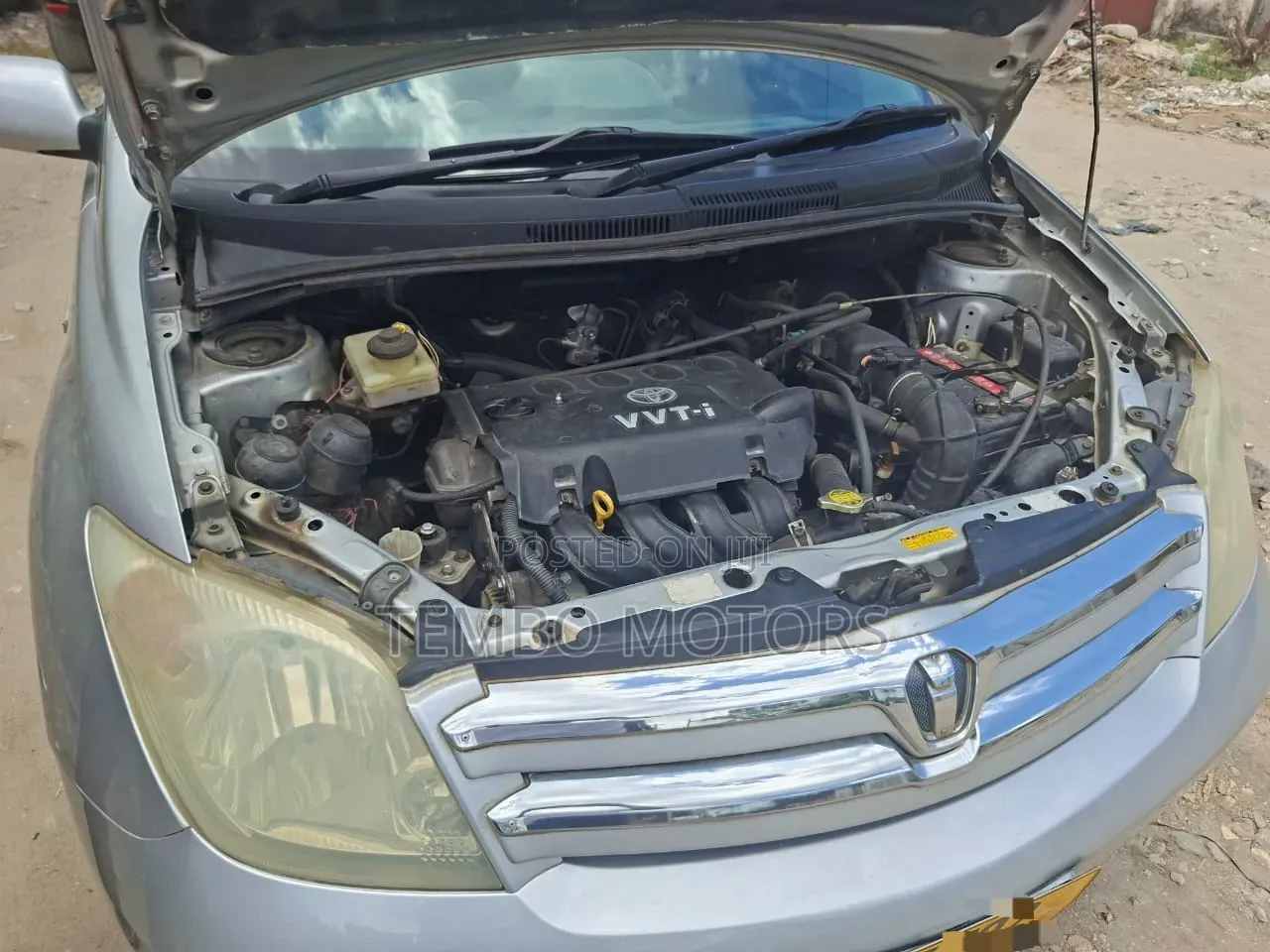 Toyota IST 2002 Silver