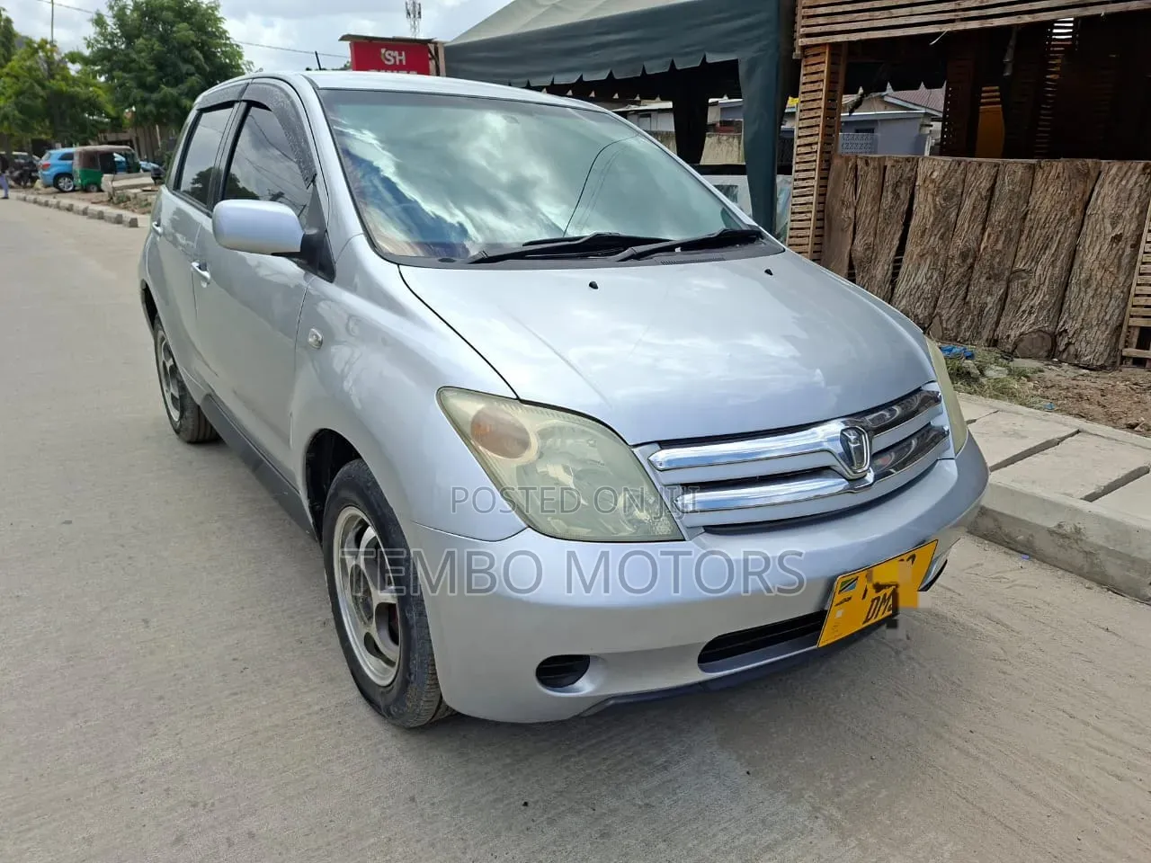 Toyota IST 2002 Silver