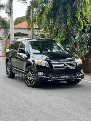 Toyota Vanguard 2011 Black