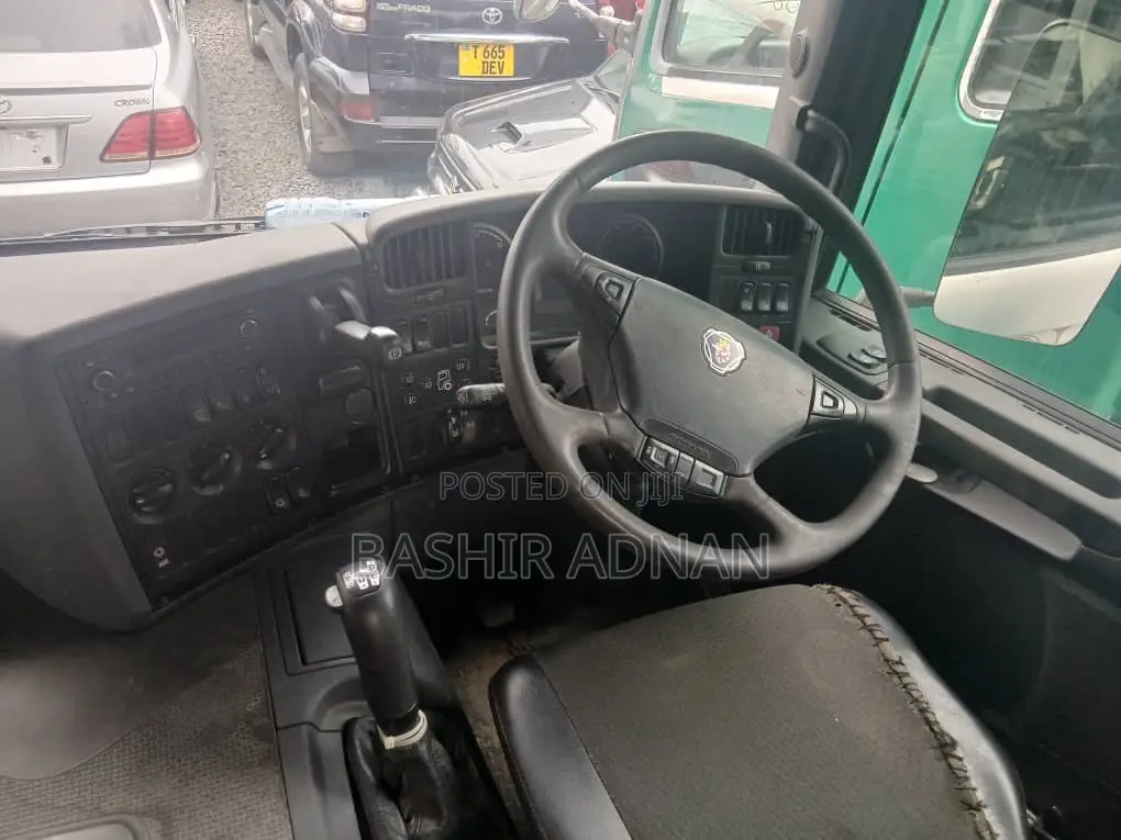 Scania P400 Double Diff Horse Unregistered(mpya).