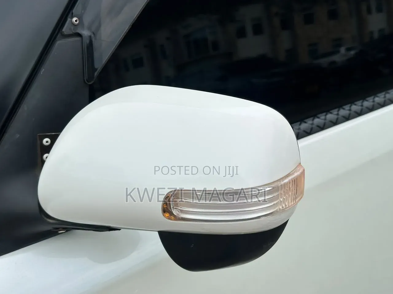 Toyota Corolla Rumion 2010 White