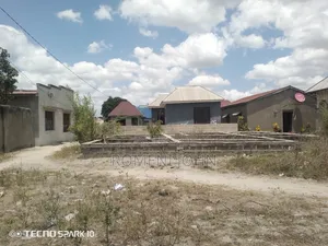 Eneo Sqmita 300+msingi, Linauzwa Milioni 13 Majohe Chuo Rada.