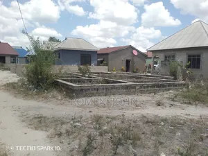 Eneo Sqmita 300+msingi, Linauzwa Milioni 13 Majohe Chuo Rada.