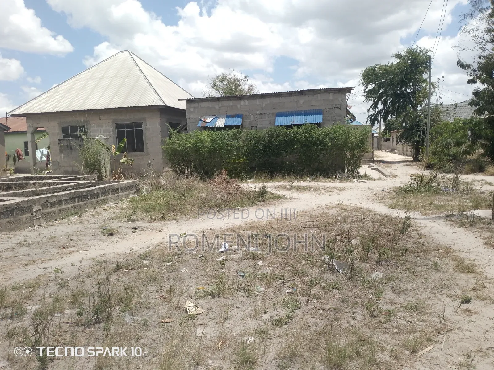 Eneo Sqmita 300+msingi, Linauzwa Milioni 13 Majohe Chuo Rada.