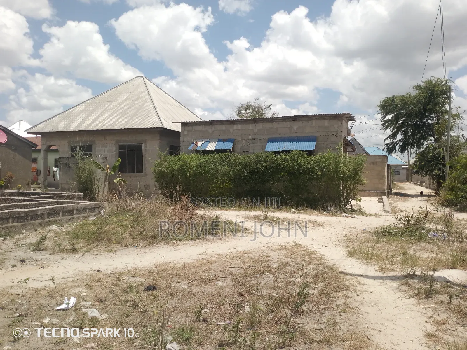 Eneo Sqmita 300+msingi, Linauzwa Milioni 13 Majohe Chuo Rada.