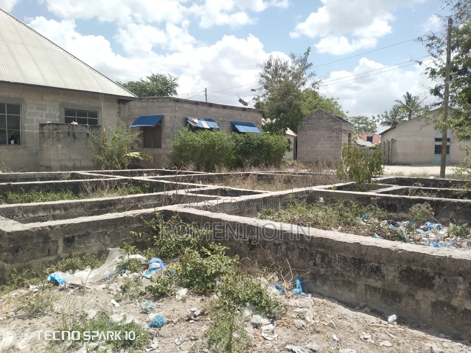 Eneo Sqmita 300+msingi, Linauzwa Milioni 13 Majohe Chuo Rada.