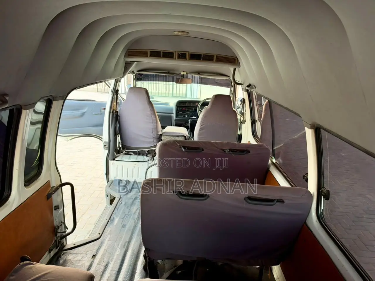 Toyota HiAce 2001 White