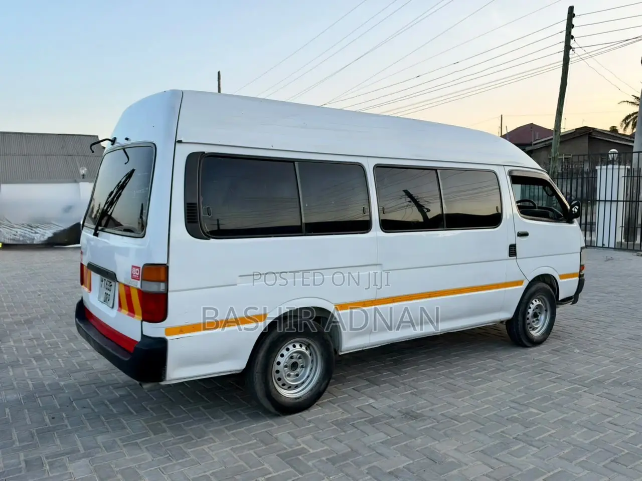 Toyota HiAce 2001 White