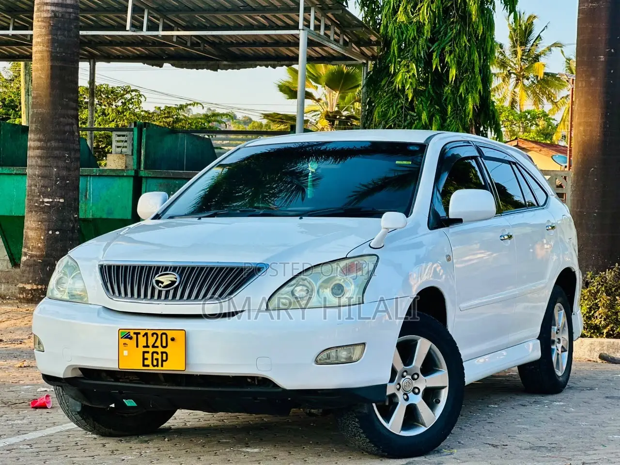 Toyota Harrier 2005 White