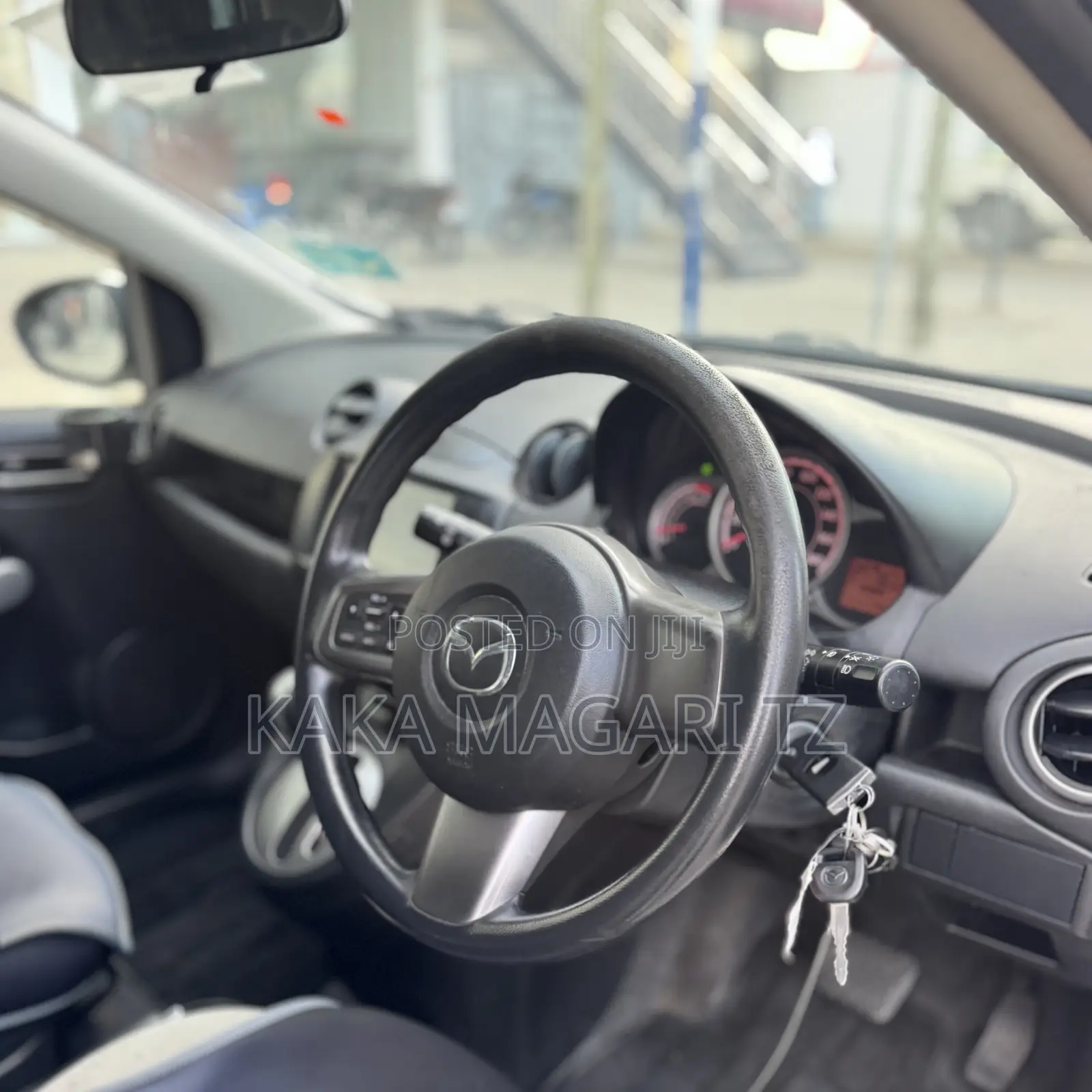 Mazda Demio 2013 Pearl