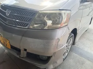 Toyota Alphard 2004 Gray