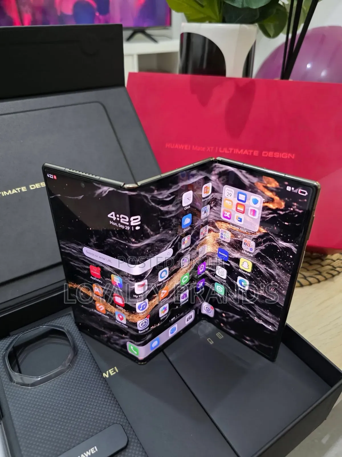 New Huawei Mate XT Ultimate Design 1 TB Black
