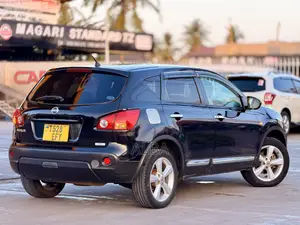 Nissan Dualis 2010 Black