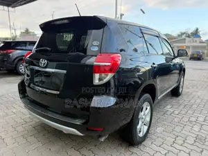 Toyota Vanguard 2011 Matt Black
