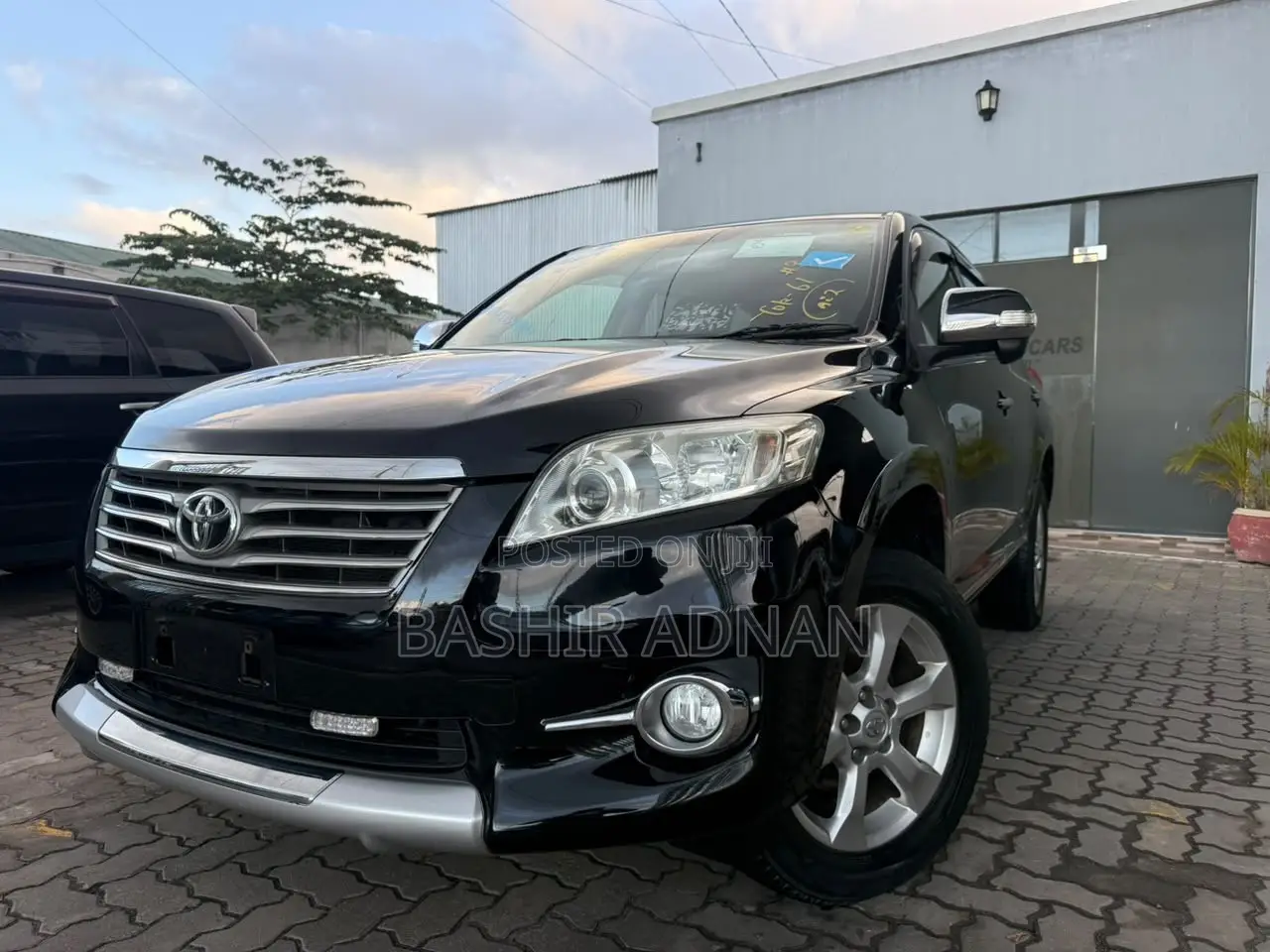 Toyota Vanguard 2011 Matt Black