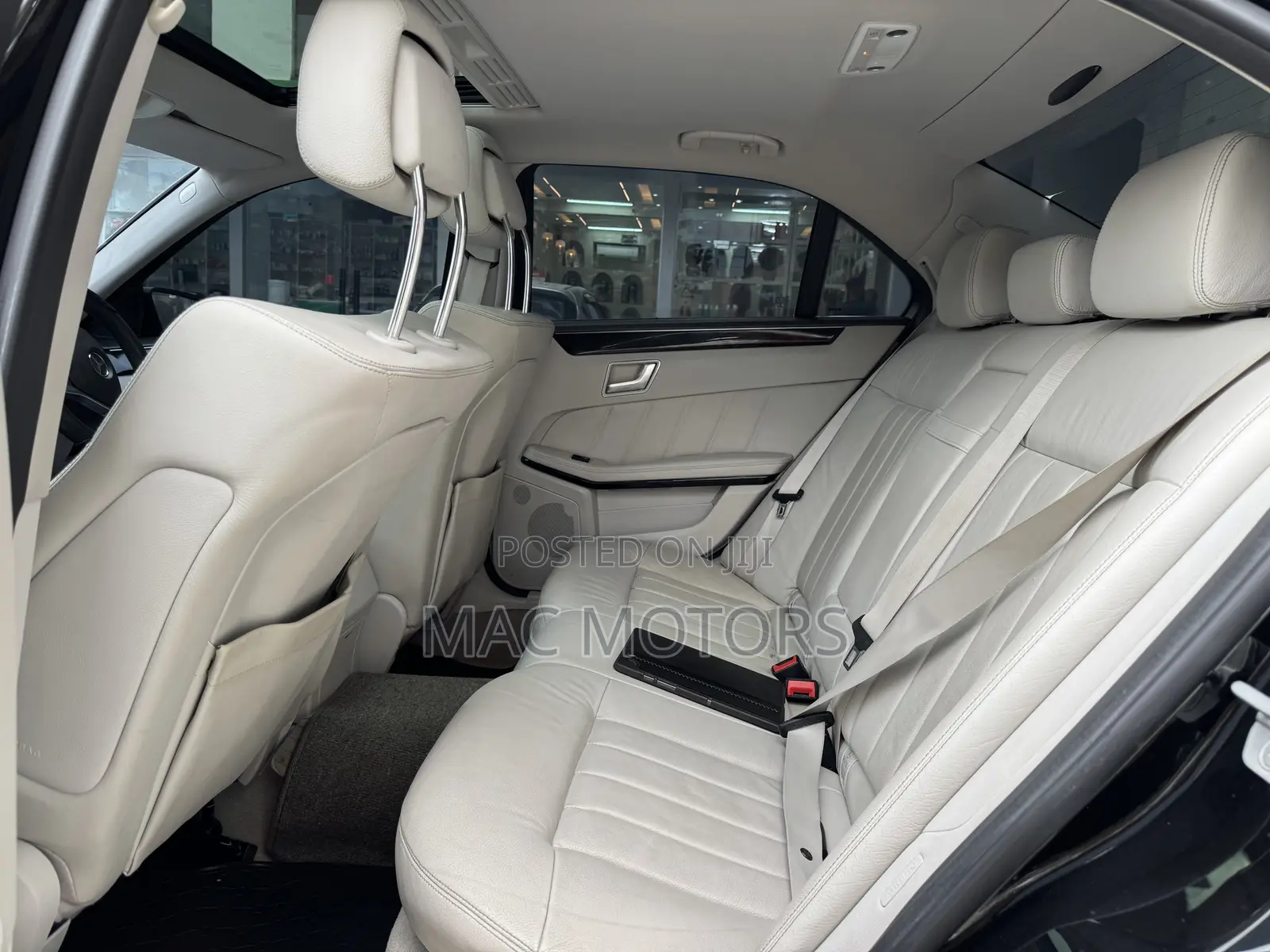 Mercedes-Benz E200 2015 Black
