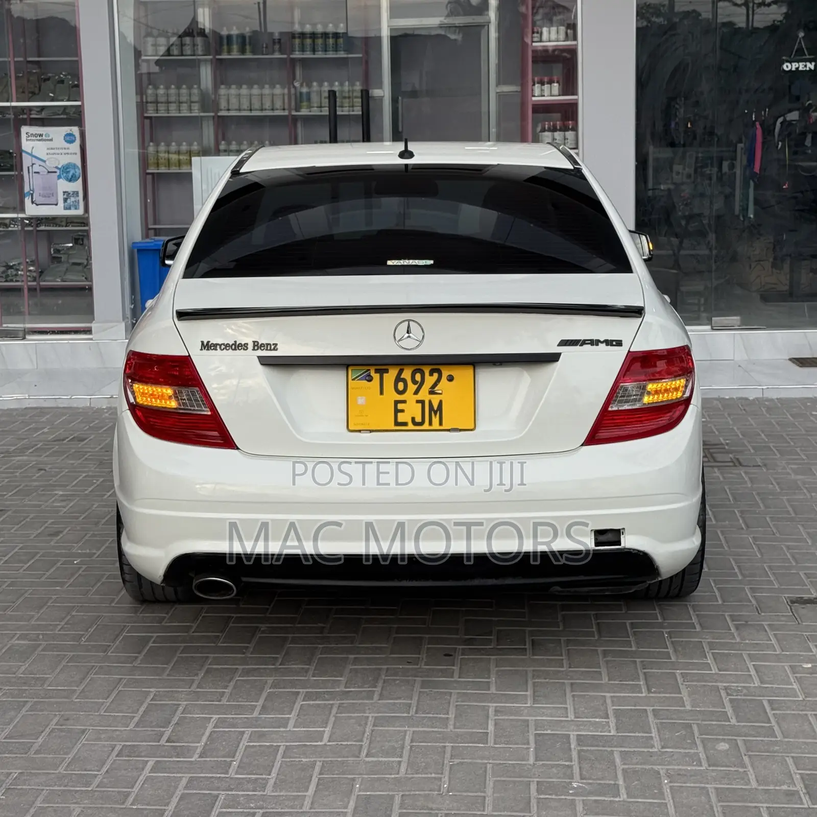 Mercedes-Benz C200 2010 White