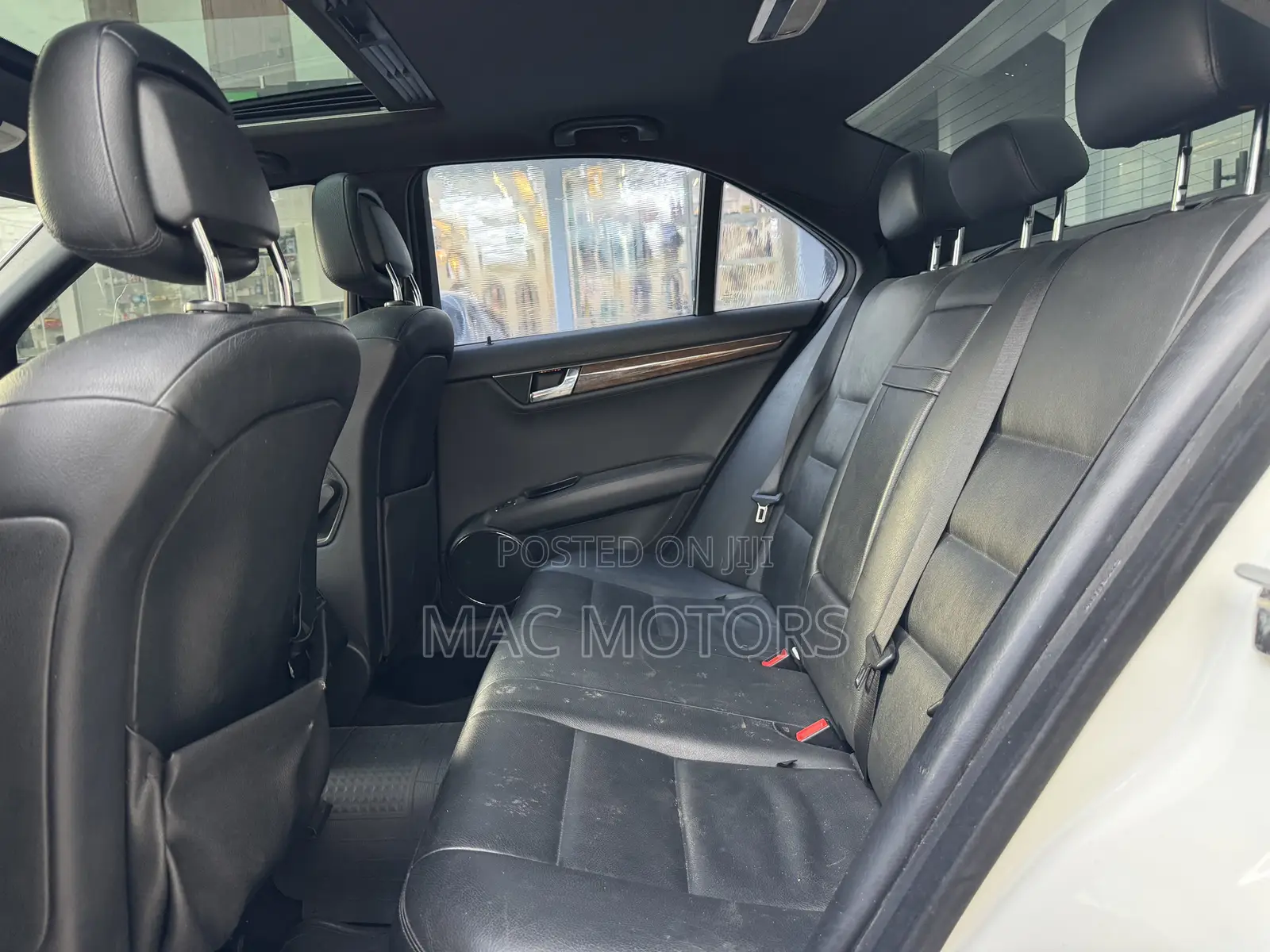 Mercedes-Benz C200 2010 White