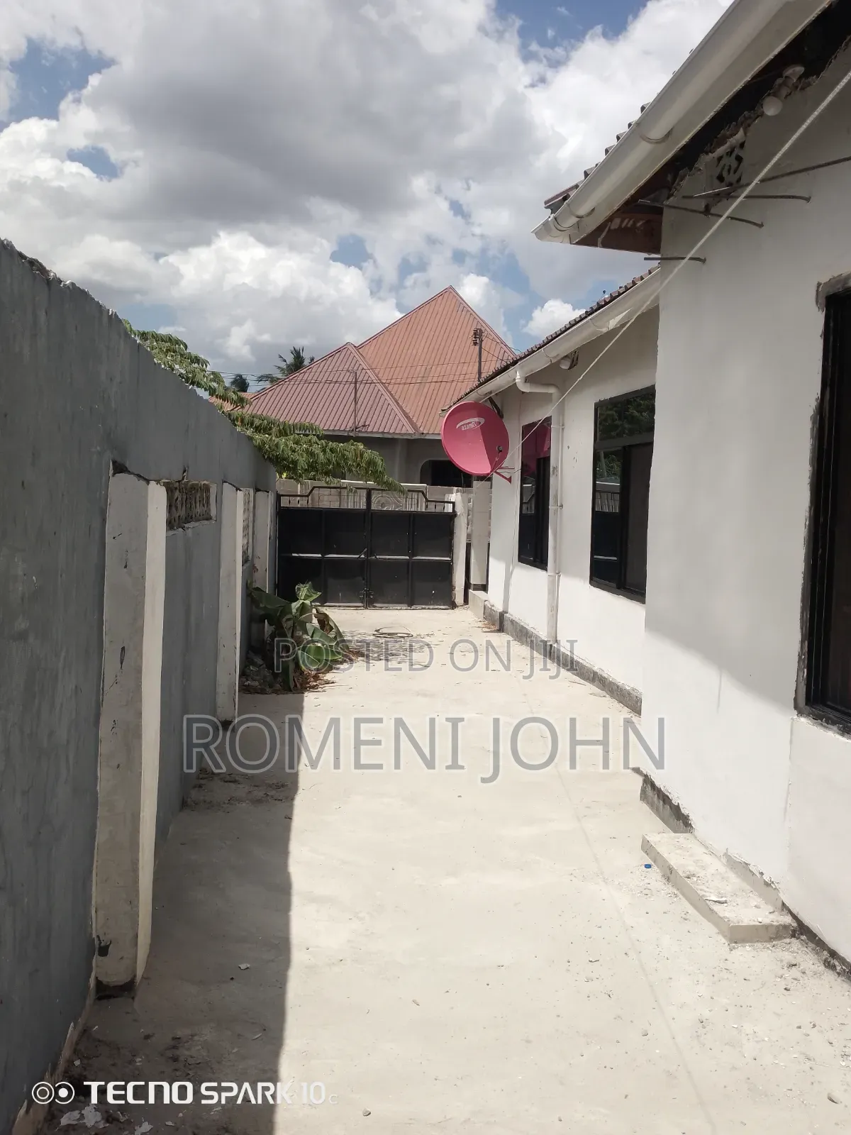3bdrm House in Tanzania, Ukonga for sale