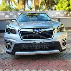 Subaru Forester 2021 Silver