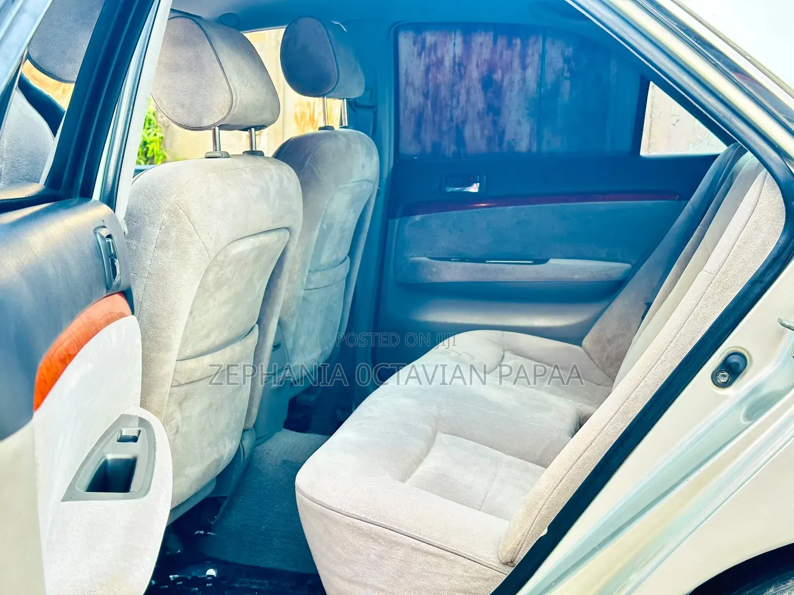Toyota Mark II 2004 Silver