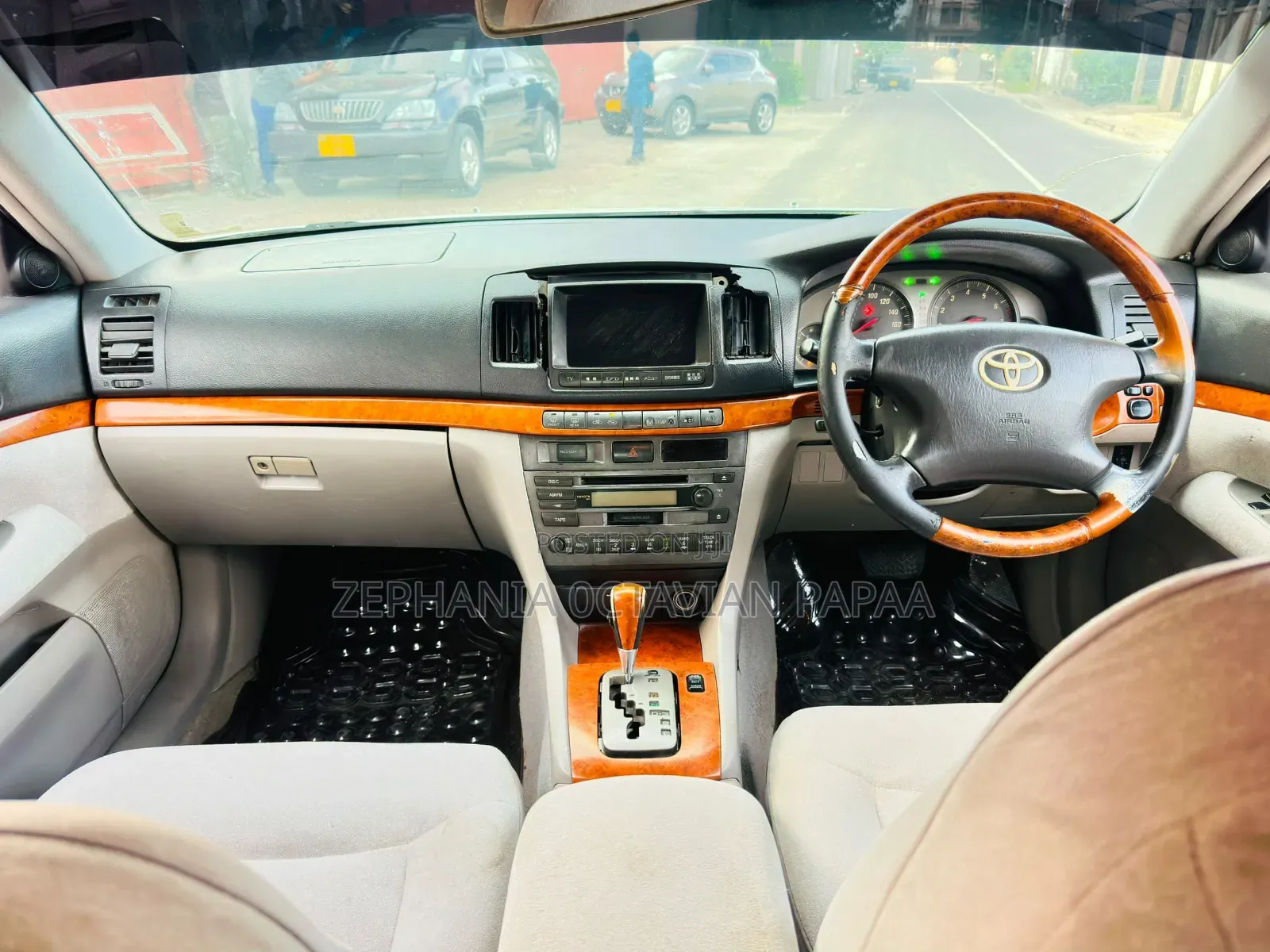 Toyota Mark II 2004 Silver
