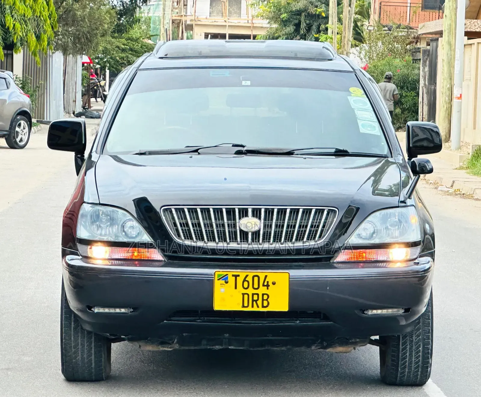 Toyota Harrier 2001 Black