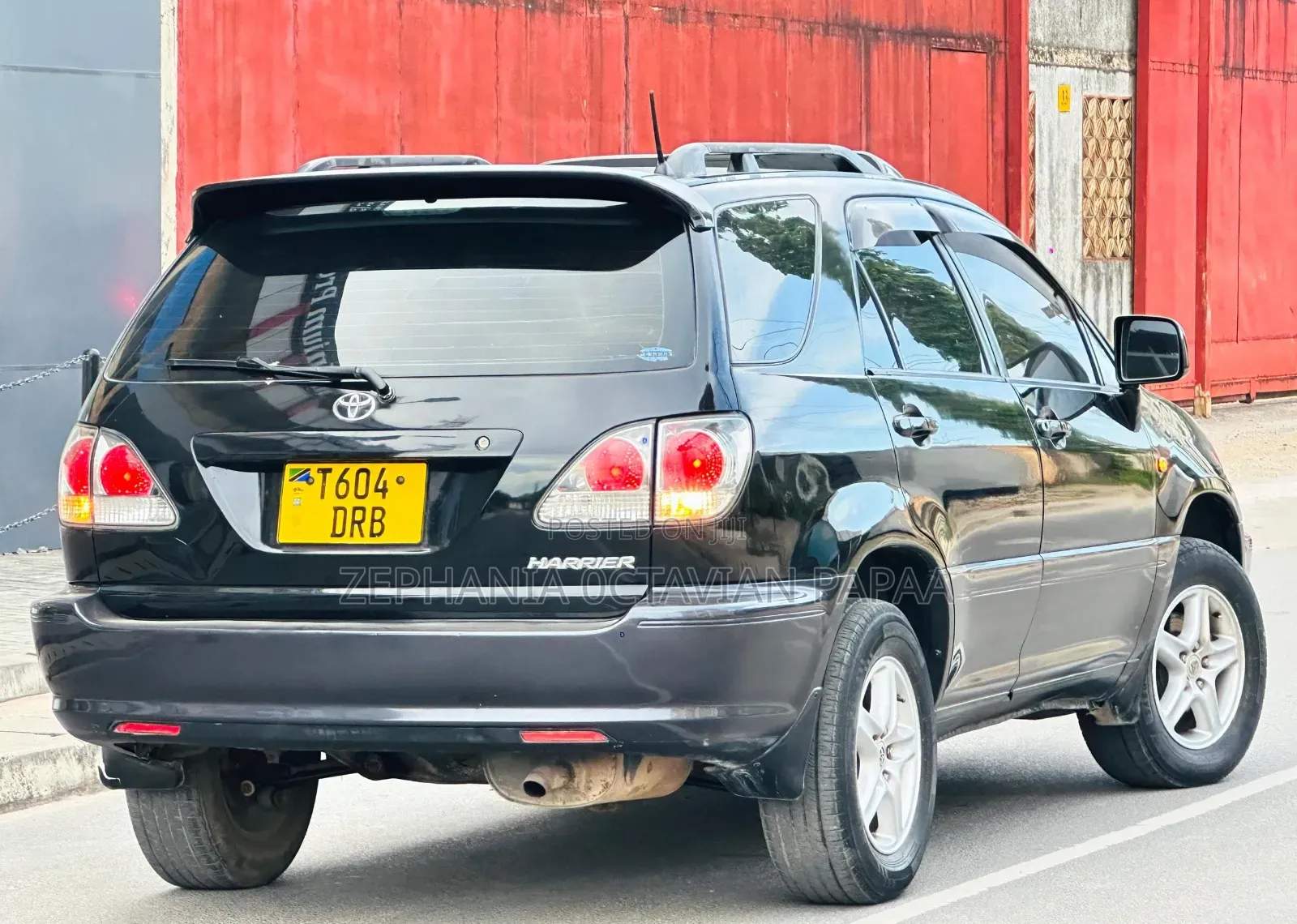 Toyota Harrier 2001 Black