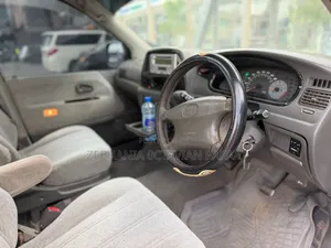 Toyota Noah 2001 White