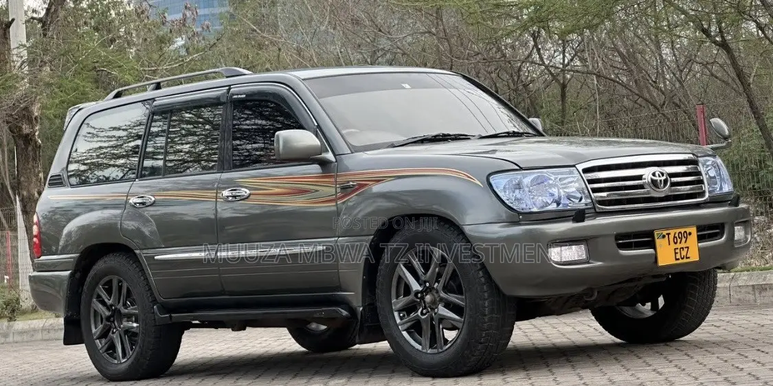Toyota Land Cruiser 2001 Gold
